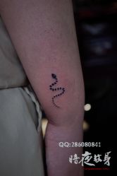 -暗夜tattoo纹身工作室