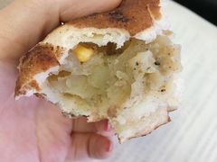 洋葱土豆泥软欧-石头先生的烤炉(济南领秀城贵和店)