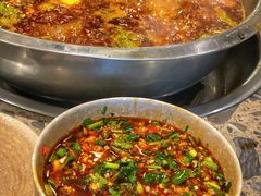 -肖肖酸萝卜鱼火锅(总店)