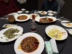 -艳阳天民俗村(公园路店)