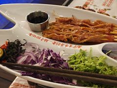 -威记烧嘢·南宁烧烤·超级生牛(绿地店)