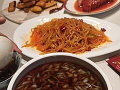-老周家酱卤猪蹄私房菜(克拉玛依西街店)