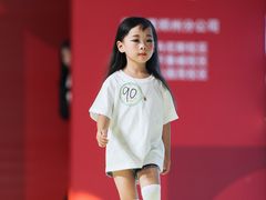 -潮童星少儿模特形体培训(郑州总校)