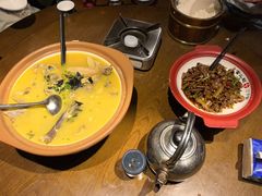 -富正毅三下锅·湘西韵味(天门山索道店)