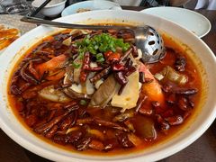 -湖畔鲁菜·二十年老字号餐厅(大明湖店)