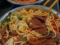 -薛记襄阳香辣牛肉面(平安路店)