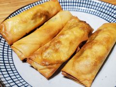 雪菜黄鱼春卷-南小蟹手工點心(三里屯店)