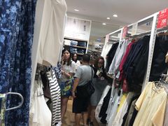 -UNIQLO(朗豪坊店)