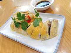 白斩鸡-品鲜村农家菜·阳澄湖大闸蟹(总店)