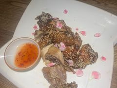 桃花烤鸡-蜜桃餐厅·江浙融合菜(荟聚购物中心店)