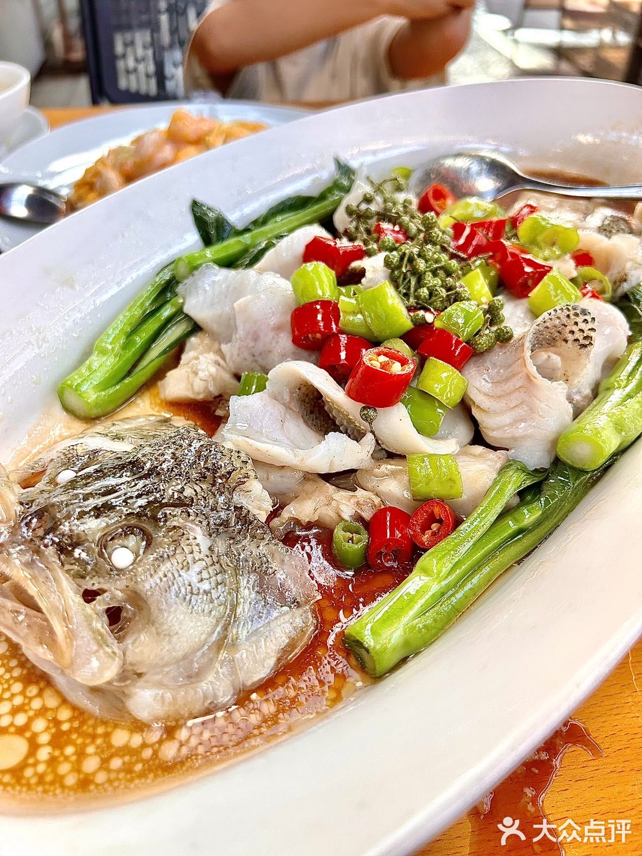 绝绝子｜这家粤菜餐厅的沙口笋味道真的好特别