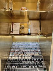 -悦指间美甲美睫