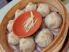 蟹黄汤包-食惠里小笼包面馆(越秀店)