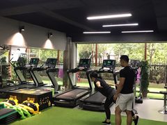 -征成健身连锁私教工作室(九公里店)