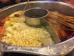 -佰人王串串香火锅(洋珠巷店)