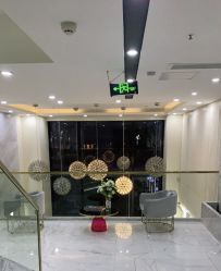 -3AM HAIR SALON染发接发