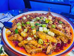 香辣鱼-巴特餐饮6加1音乐餐吧·新疆菜