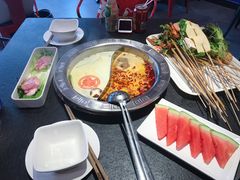 红油鸳鸯锅-热辣宗师·串串火锅(万达金街店)