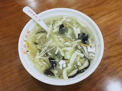 酸辣汤-小姜锅贴(凤凰街店)