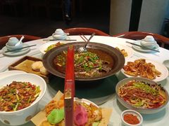 -江城小馆陕南妈妈菜·全球旅行餐厅(钟楼店)