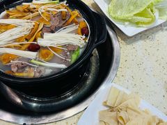 -九寨特色牦牛肉汤锅 羊肉汤锅