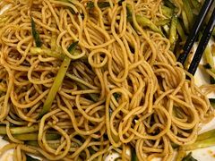 -严记小天府酸菜鱼(西四路店)