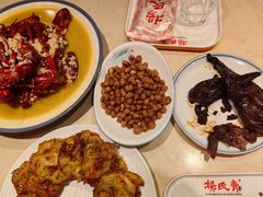 -杨氏青龙虾·吃蟹季(珠江路店)