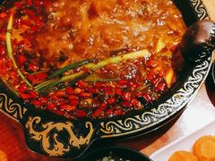 -三道苗苗鱼·美蛙黄辣丁(八里店)