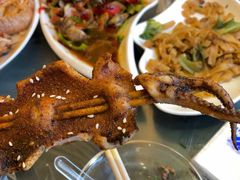 -覃记海鲜美食餐厅