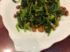 -鑫渔港海鲜本地菜·山海关浑锅(东戴河店)