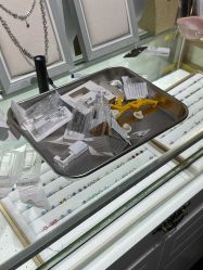 点击看大图 -AI艾耳·专业手工耳洞·穿孔美学馆