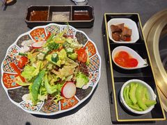 -铭牛烧肉·和牛海鲜自助(高新月牙湖店)