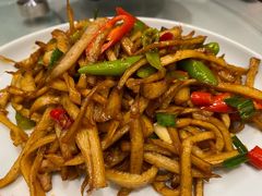 小炒杏鲍菇-八珍饺子·烤鸭·家常菜