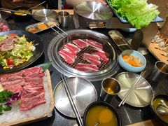 -韩烧牛中牛·甄选黑牛烤肉(黑金店)