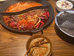 -萍姐火锅·公路夜市(武汉首店)