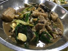 -辉记虾塘海鲜农庄