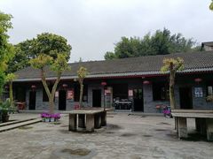 -周老三跷脚牛肉·全牛火锅(非遗传承店)