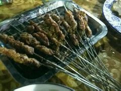 -胖哥牛蛙龙虾烧烤城(育才路店)