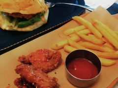-必胜客餐厅(昆百大泰业城店)