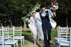 -太郎花子婚纱摄影艺术中心