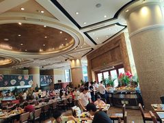 -怡聚轩全日制自助餐厅(大中华喜来登酒店)