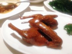烤乳鸽-利苑酒家(华熙国际店)