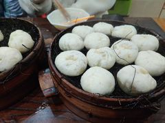 -舒小笼松针小笼包