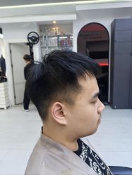-U·NI SALON 造型