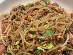 -百春原湖南牛肉粉(百联世纪店)