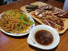 -老天桥酱肉烧饼夹肘子(天桥店)