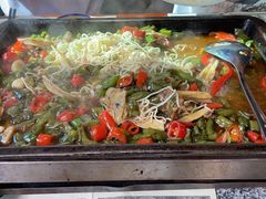 炭烧牛蛙平锅紫苏味-蘭奢雅集·江浙菜(青山江滩店)