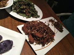 -京尊烤鸭店JINGZUN(春秀路店)