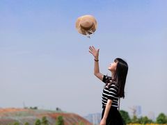 -秀丽东方