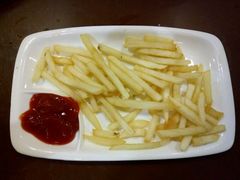 -点都靓餐饮连锁(德信华城店)
